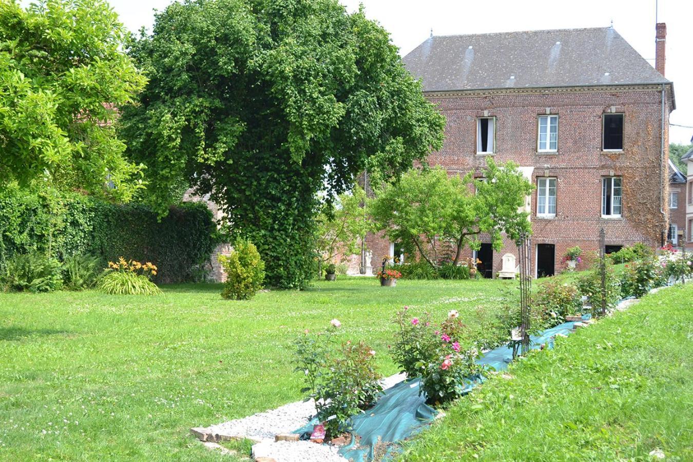 Domaine De L Hyeres Hotel Grandcourt  Exterior photo